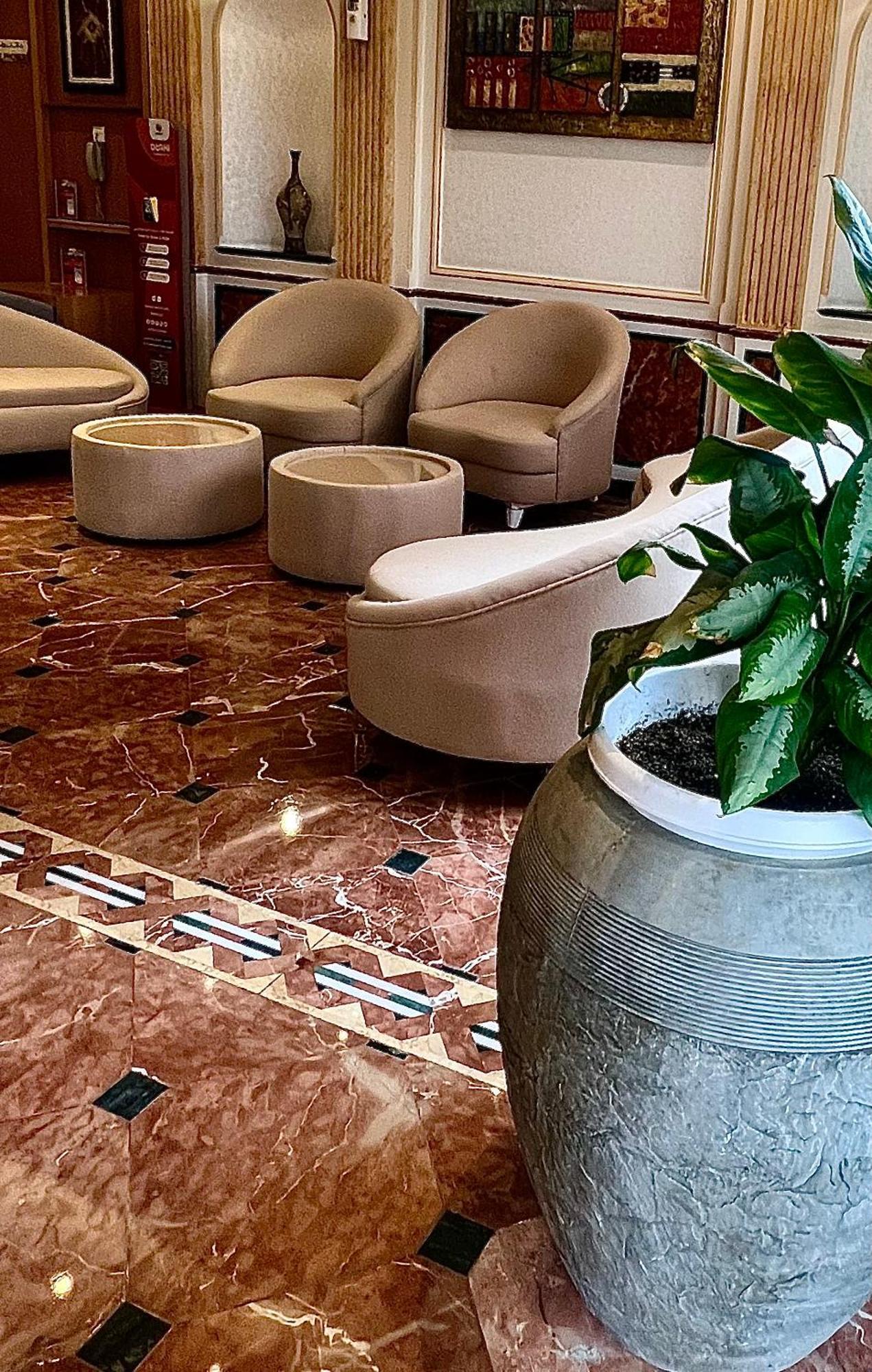 Al Maha Int Hotel Oman Mascate Esterno foto